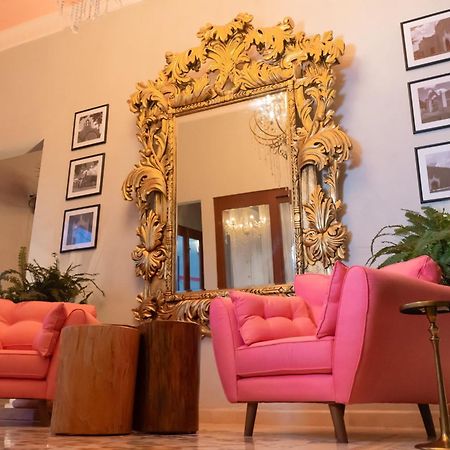 Hostal Poquito A Poquito Valladolid  Eksteriør bilde