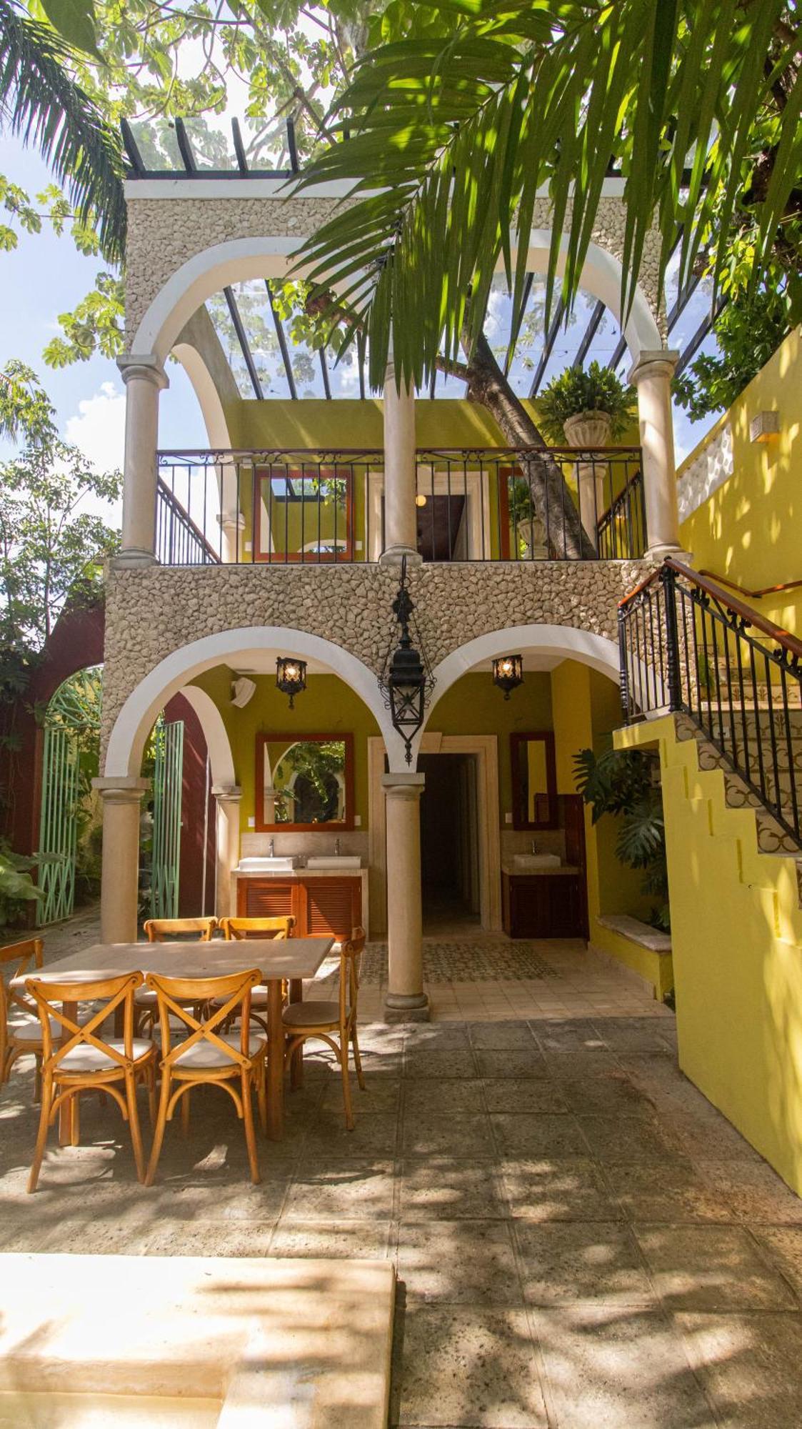 Hostal Poquito A Poquito Valladolid  Eksteriør bilde