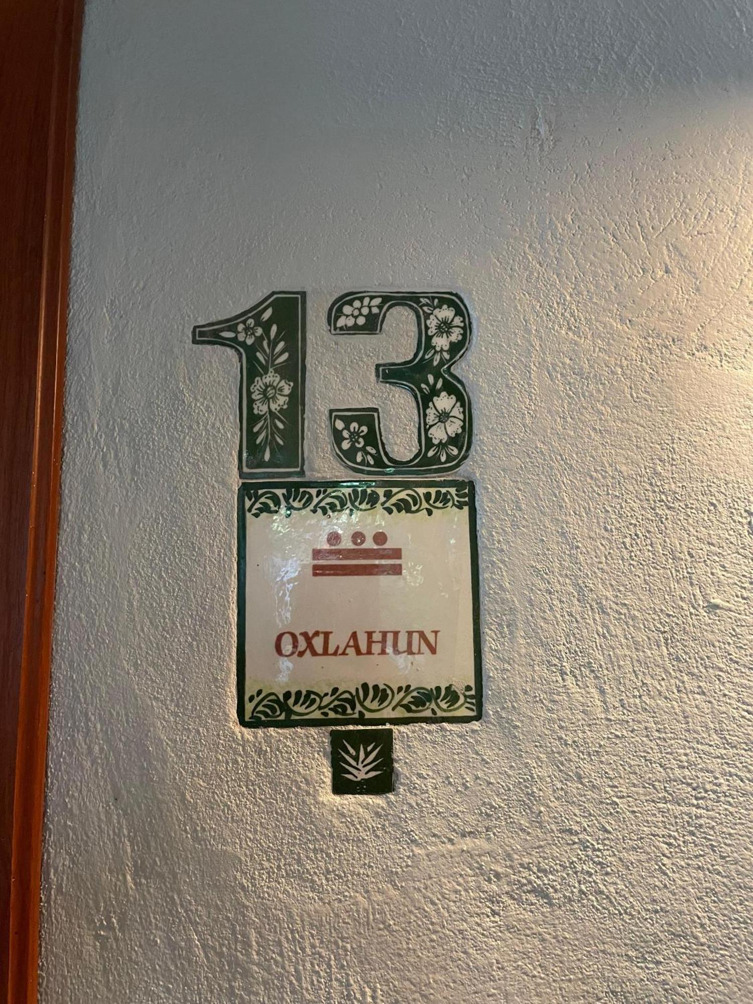 Hostal Poquito A Poquito Valladolid  Eksteriør bilde