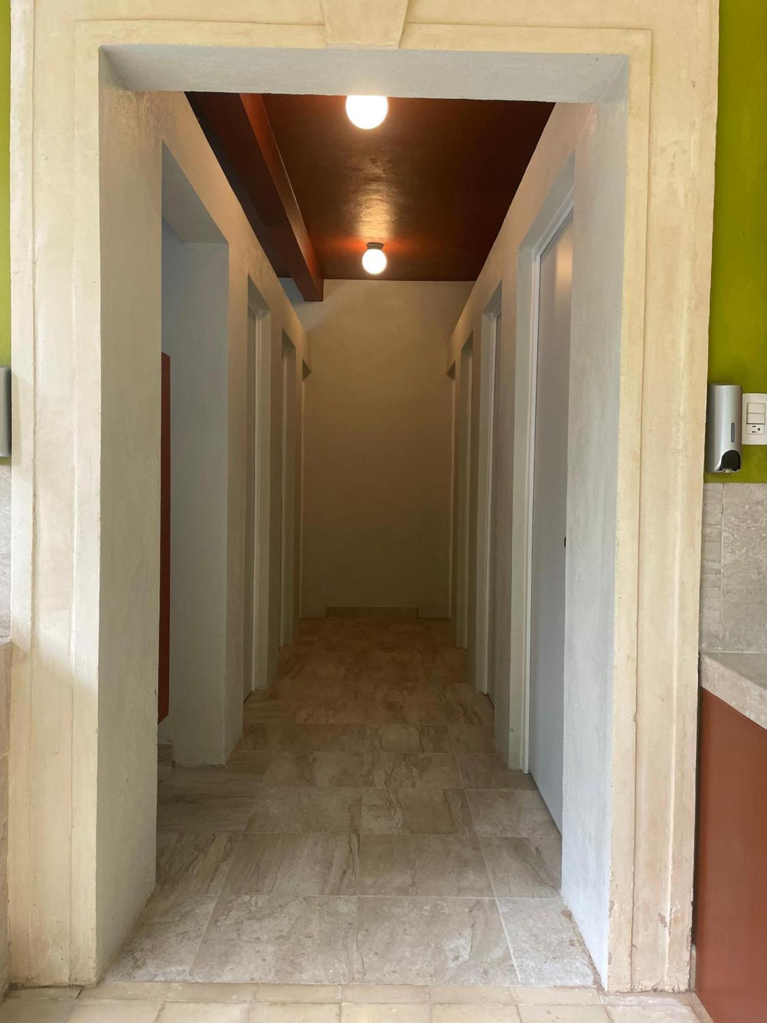 Hostal Poquito A Poquito Valladolid  Eksteriør bilde